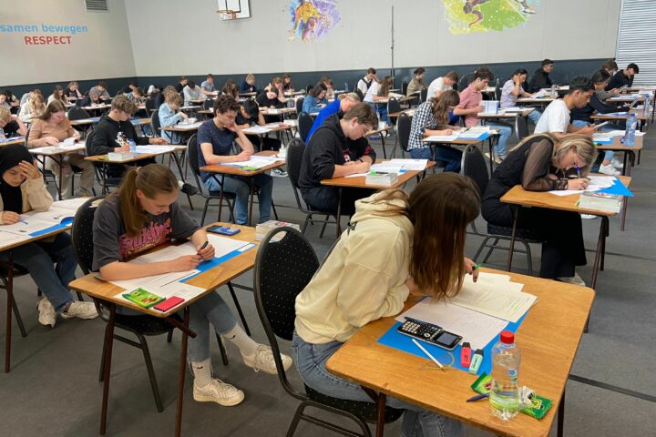 Oefenen met de examens